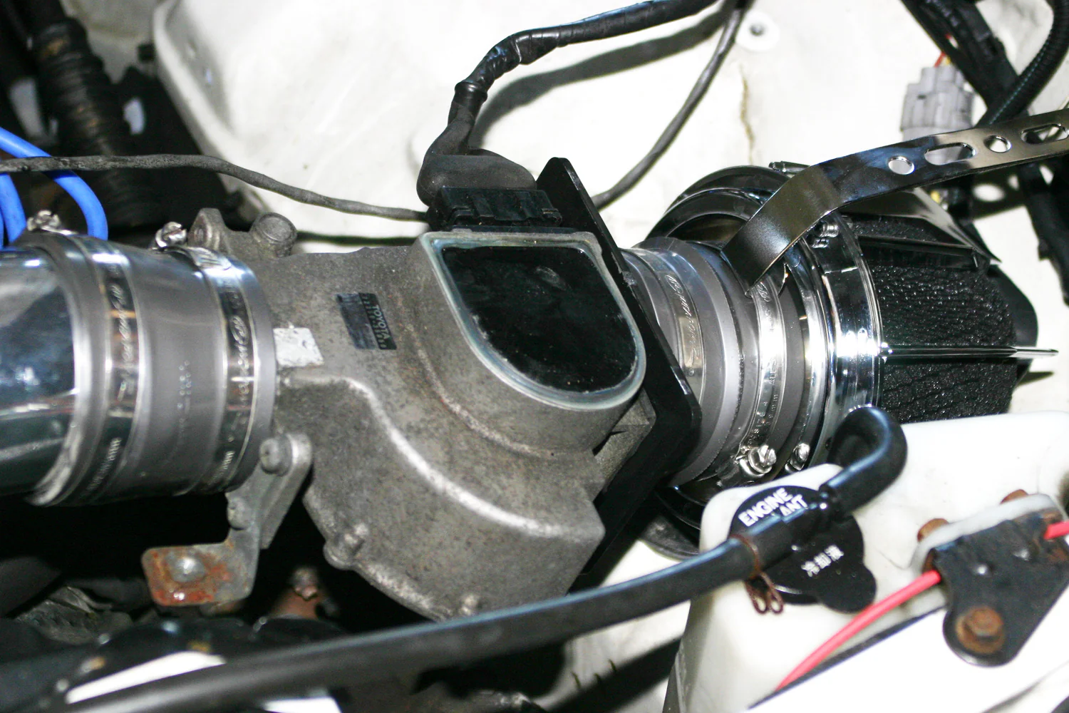 805-132-101 : 1984-95 TOYOTA PICKUP 2.4LEFI -DRAGON INTAKE- - Image 3